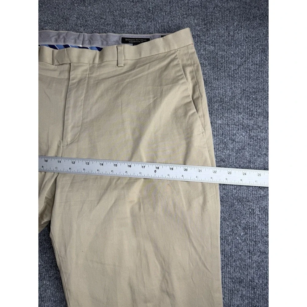 Banana‎ Republic 36x30 Khaki Modern Slim Manteco Suit Mens Dress Pants